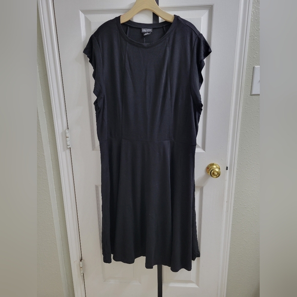 City Chic Dresses & Skirts - City Chic Black Dress XL/22